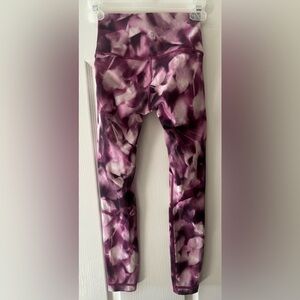 Lululemon Purple & White Tie-Dye Crop Leggings - Size 2